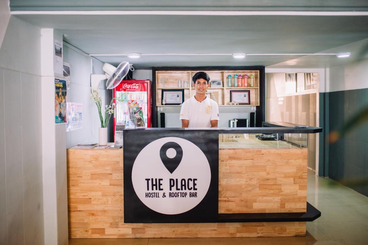The Place Hostel Батамбанг Екстериор снимка