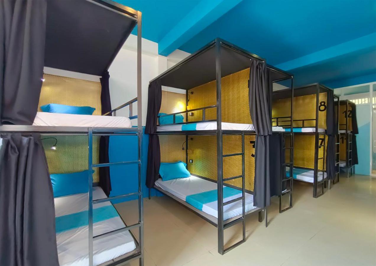 The Place Hostel Батамбанг Екстериор снимка