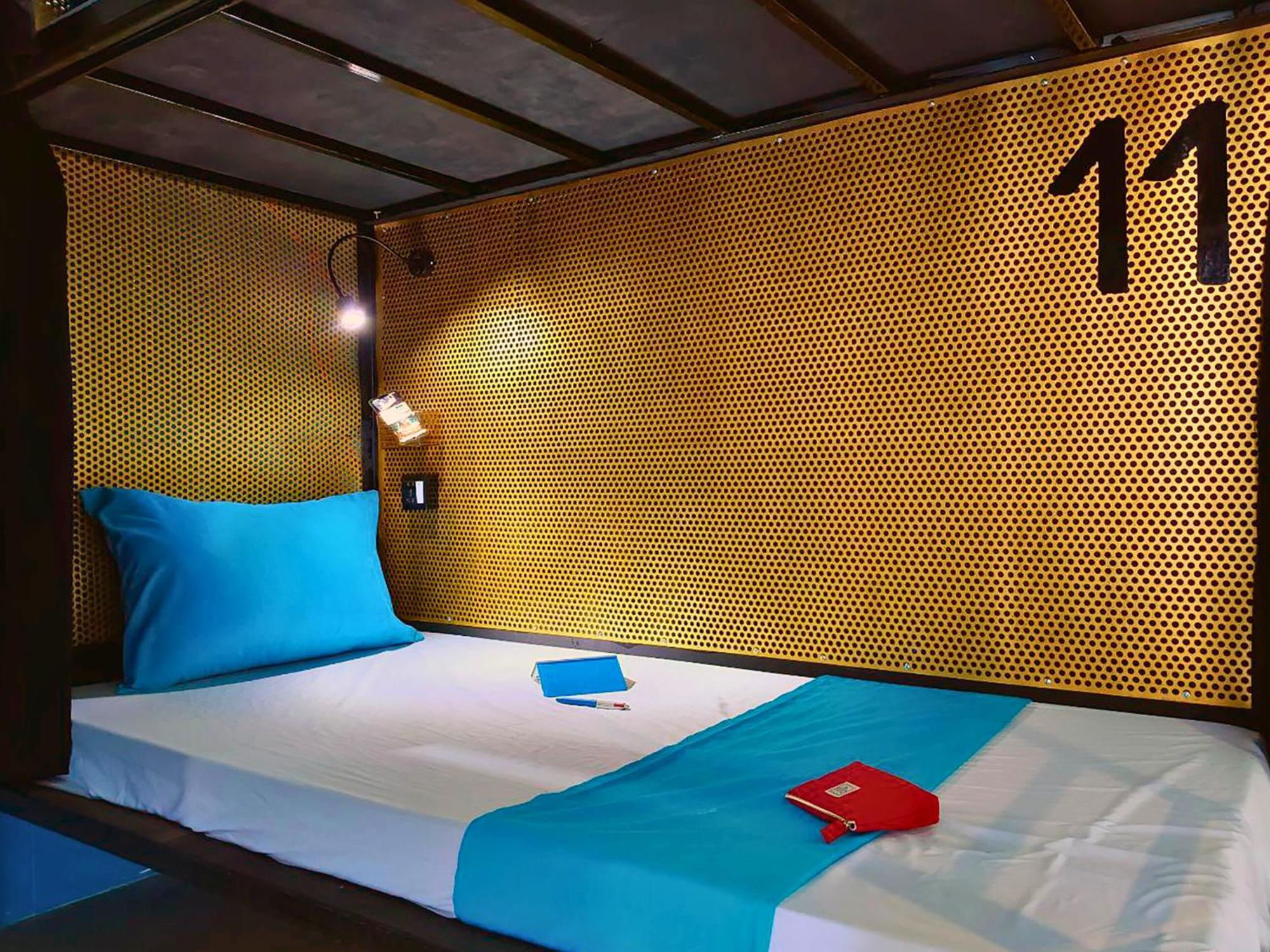 The Place Hostel Батамбанг Екстериор снимка